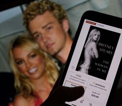 Britney Spears e Michelle Williams: O livro - e aúdio - de que toda a gente fala