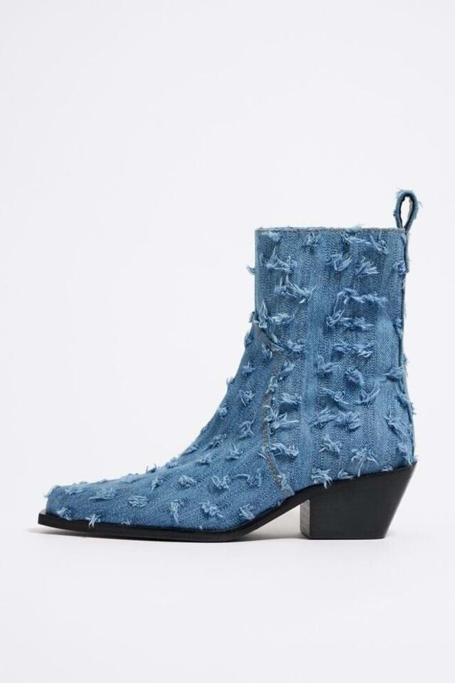 Botins, €275, BimbaY Lola