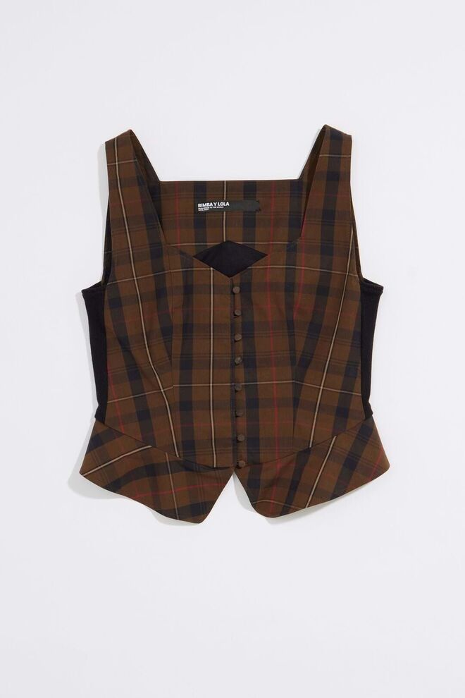 Colete em lã, €125, Bimba Y Lola.