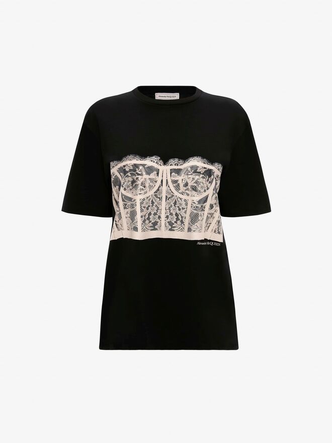 T-shirt em algodão e renda, €390, Alexander McQueen.