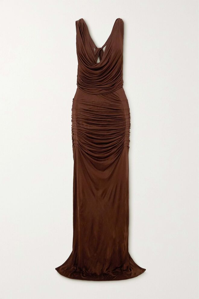 Vestido em malha veludo, €620, Gauge81 em Netaporter.com