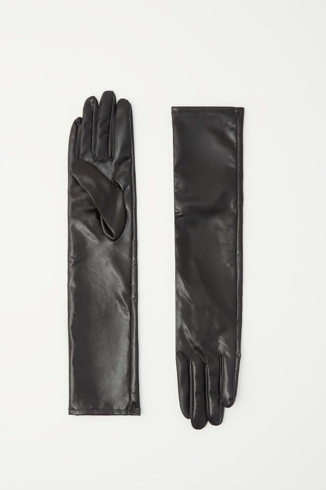 Luvas, €19,99, Sfera