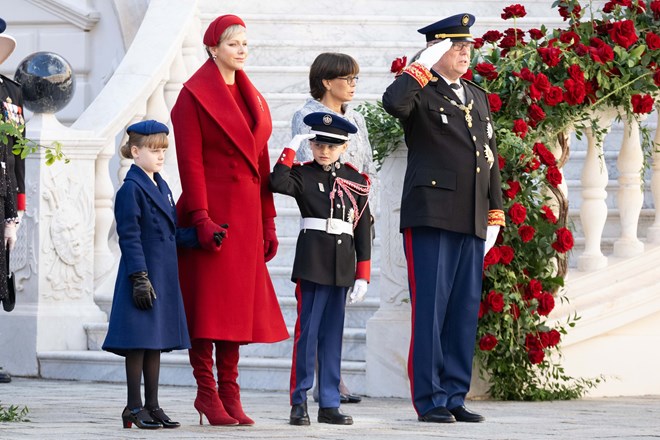 Princesa Gabriella, Princesa Charlene, Princesa Stephanie, Príncipe Jacques e Príncipe Alberto II