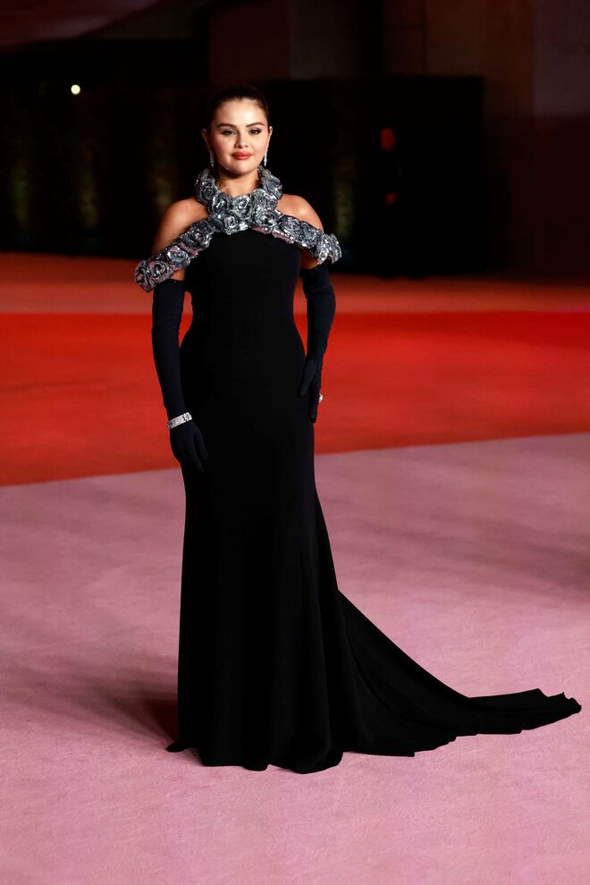 Selena Gomez em Valentino