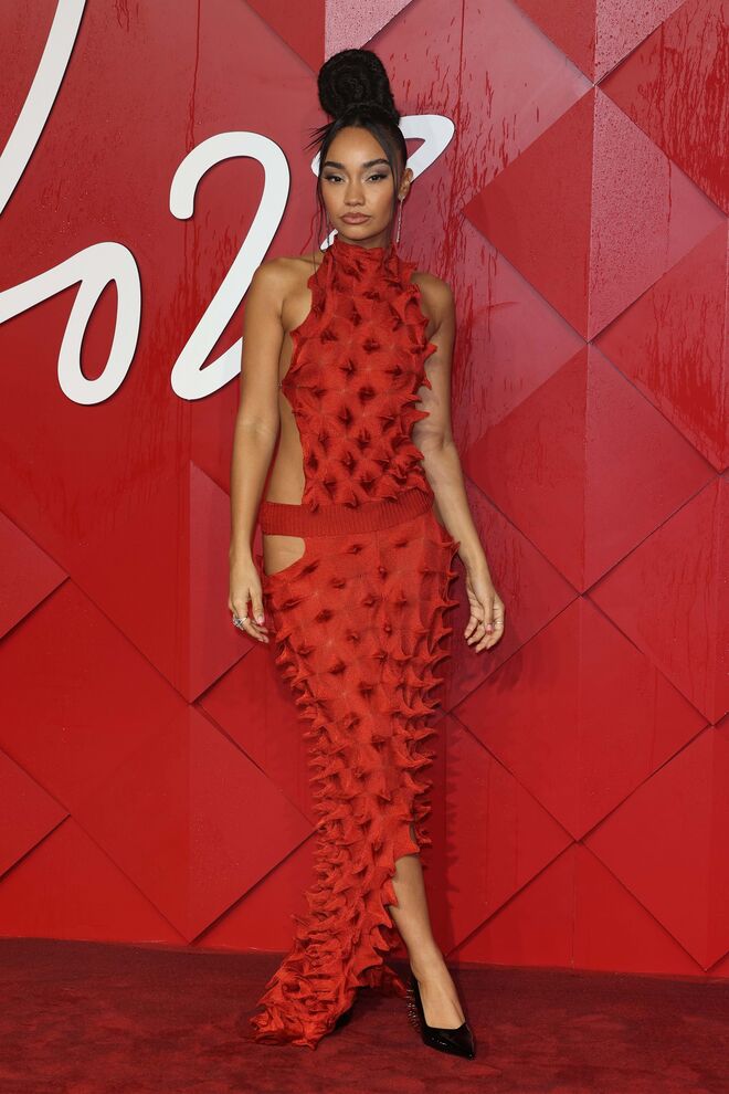 Leigh Anne Pinnock em Chet Lo