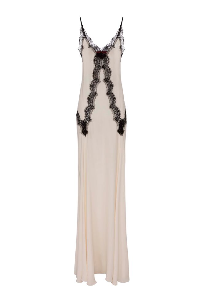 Vestido em seda com renda, €741, Elisabetta Franchi.