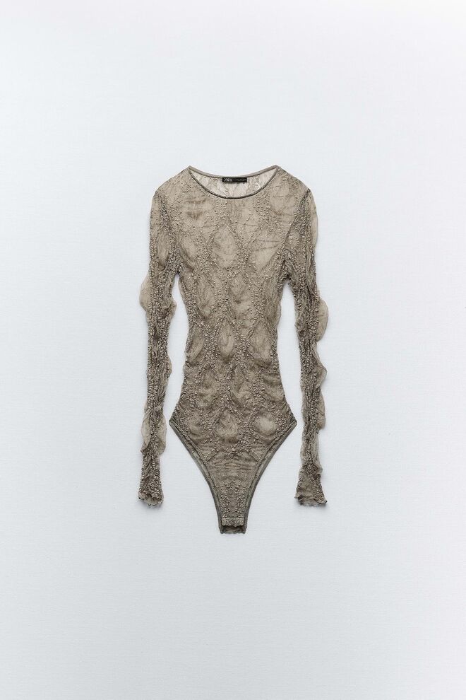 Body em renda, €17,95, Zara.
