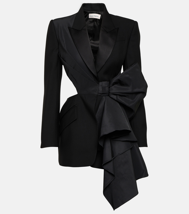 Blazer, €3600, Alexander McQueen