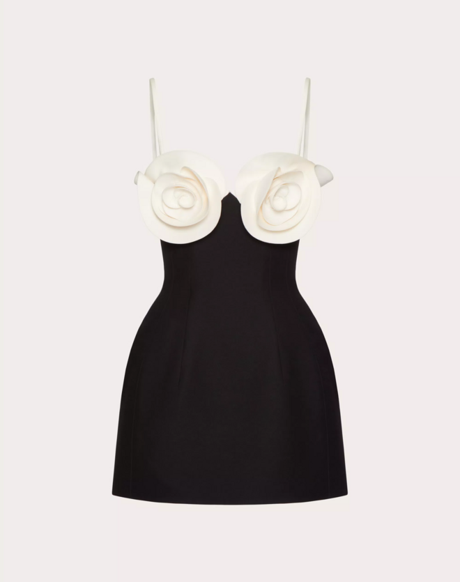 Vestido, €5000, Valentino