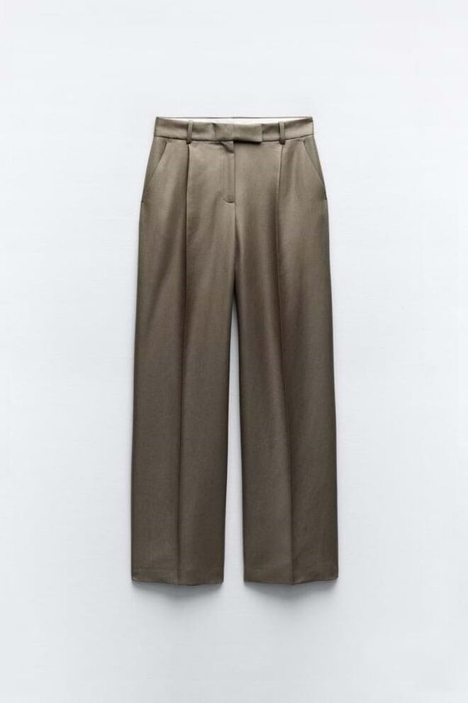Calças, €29,95, Zara