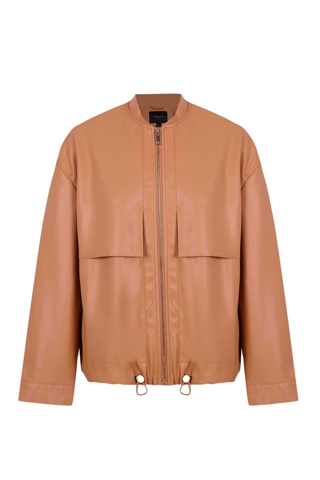 Blusão, €89,99, Cortefiel