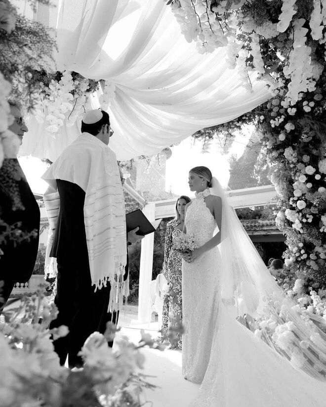 O fundador da editora de música 10K Projects e a filha de Lionel Richie casaram-se no dia 22 de abril, na Costa Francesa.