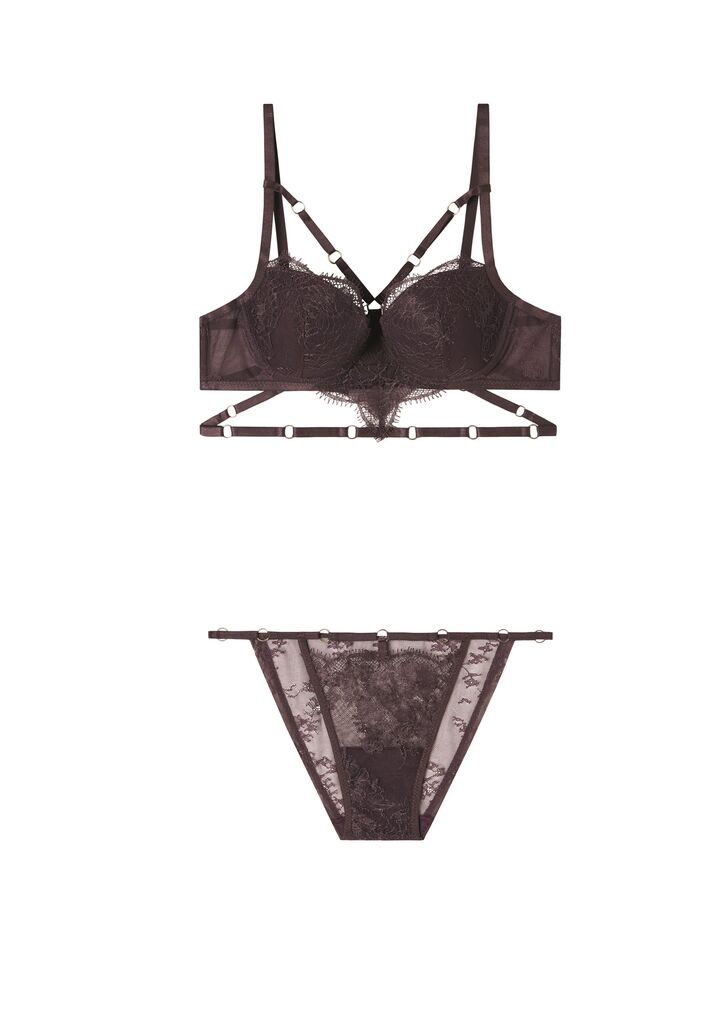 Soutien em algodão, €39,90 e cuecas em algodão, €15,90, Intimissimi