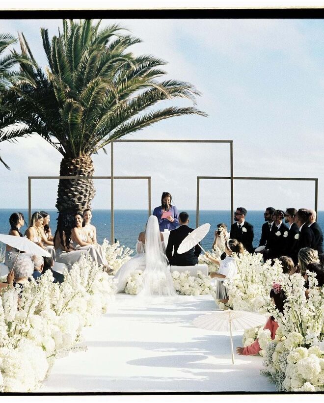 O cantor e a influencer disseram os votos no dia 3 de setembro, no Solar do Paço, Algarve.