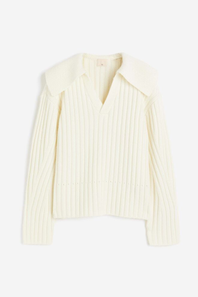 Camisola, antes €69,99, agora €29,99, H&M.