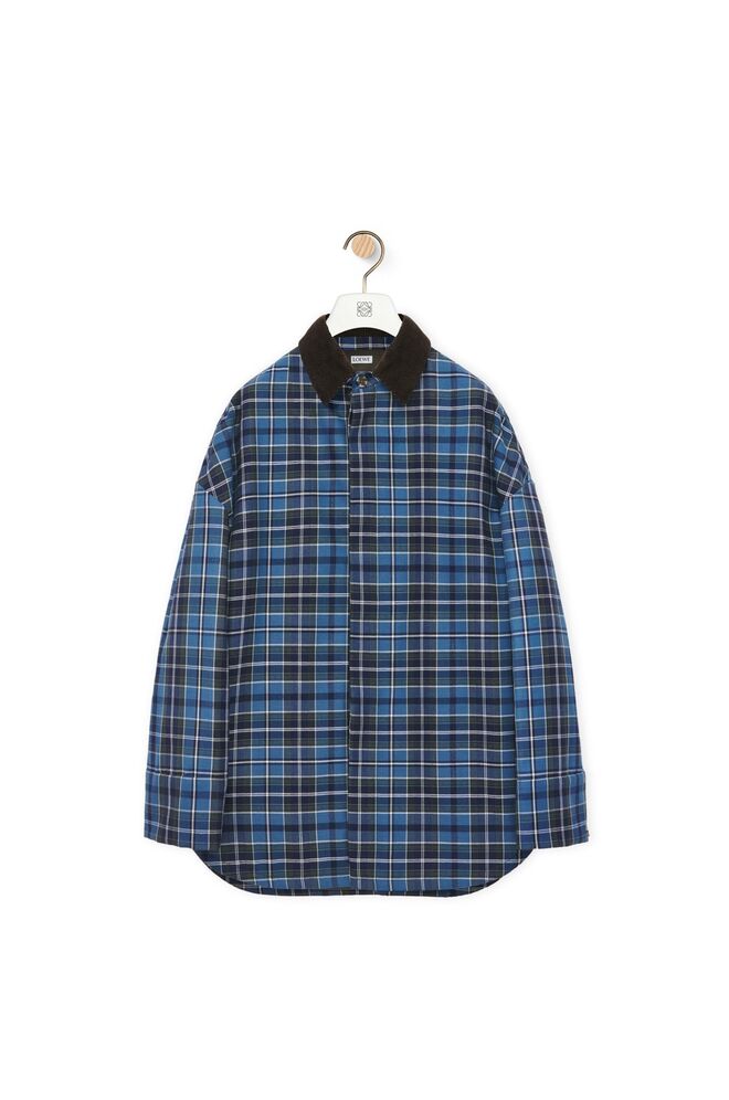 Casaco em flanela, €1800, Loewe.