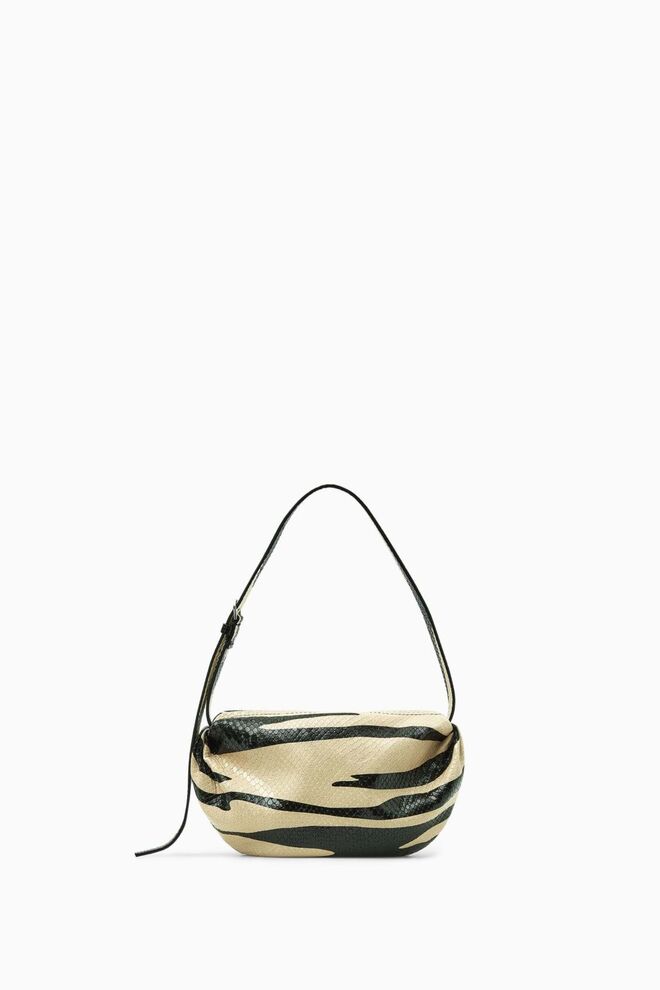 Carteira em pele gravada, agora €50, Cos.