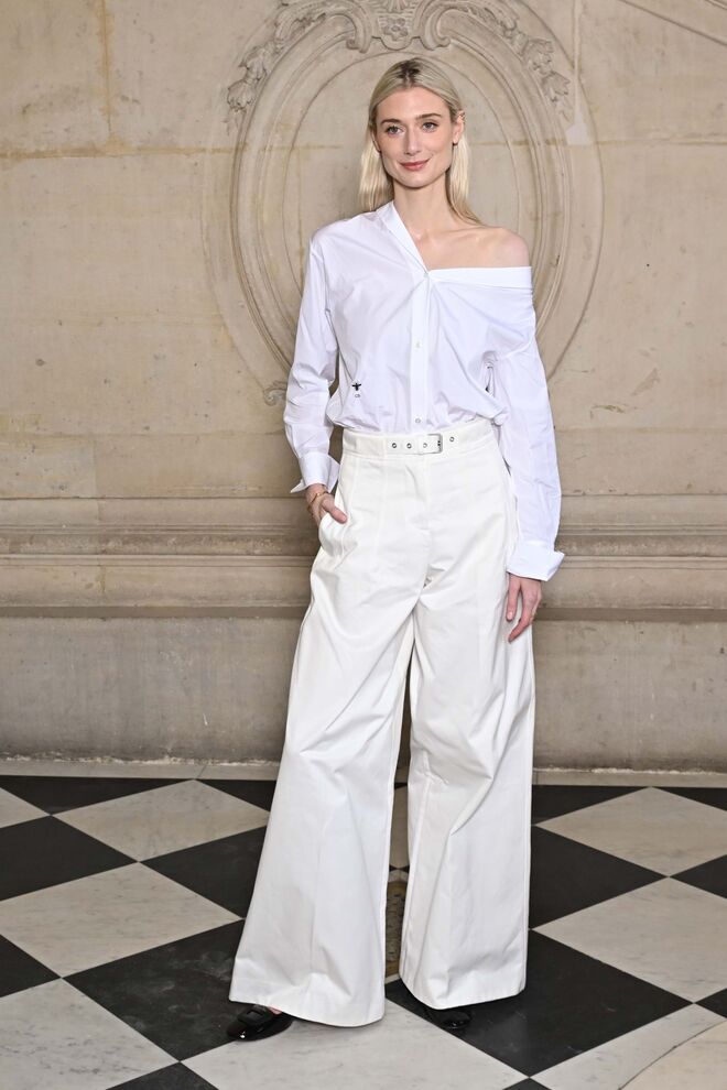 Elizabeth Debicki no desfile primavera/verão 2024 da Christian Dior Haute Couture.