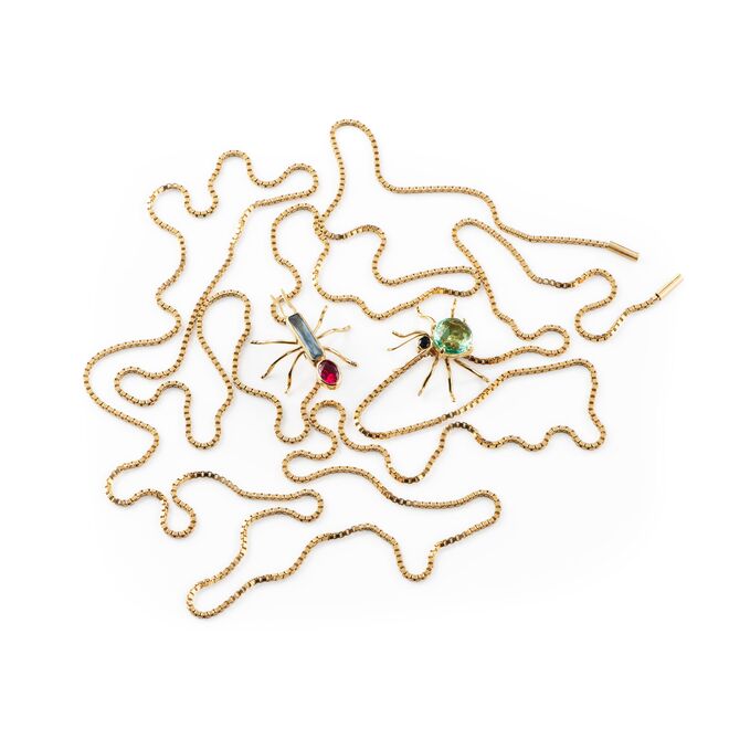 Colar da coleção Start the Revolution, €890, Leonor Silva Jewellery.