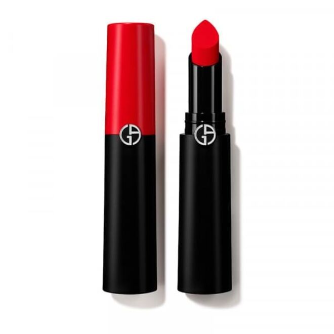 Batom Matte Lip Power, €40, Giorgio Armani.