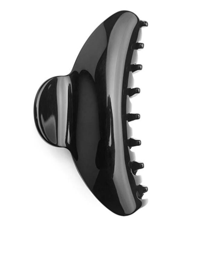 Mola de cabelo, €25, Arket.