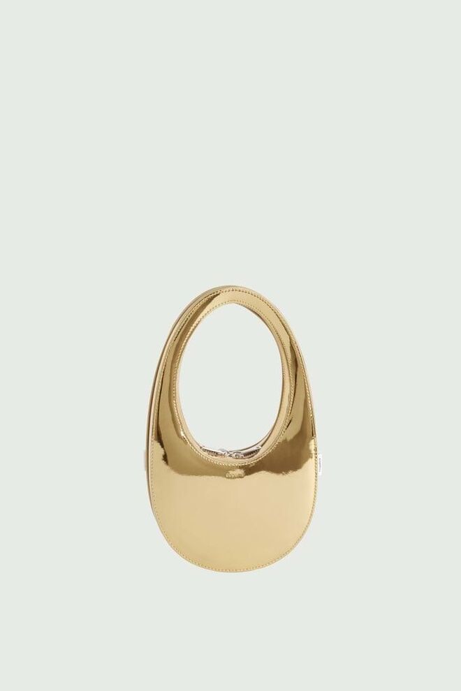 Carteira em pele, €520, Coperni.