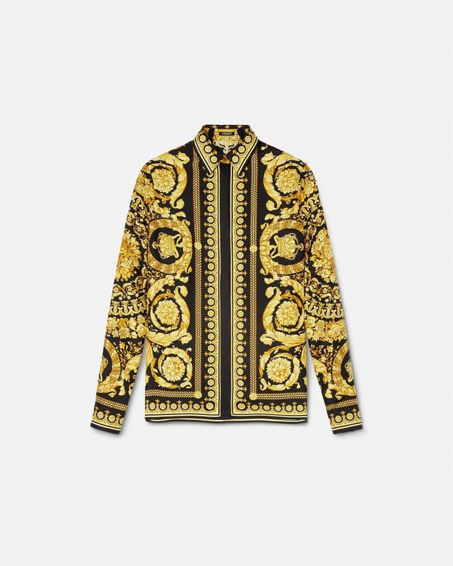 Camisa Barocco em seda, €1500, Versace.