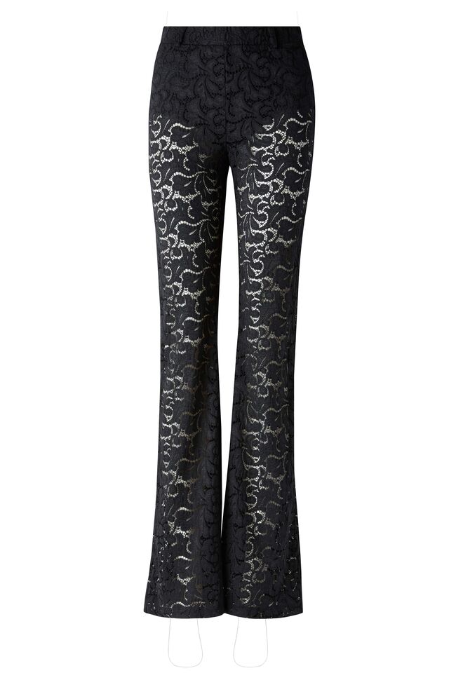 Calças em renda, €45,95, Calzedonia.