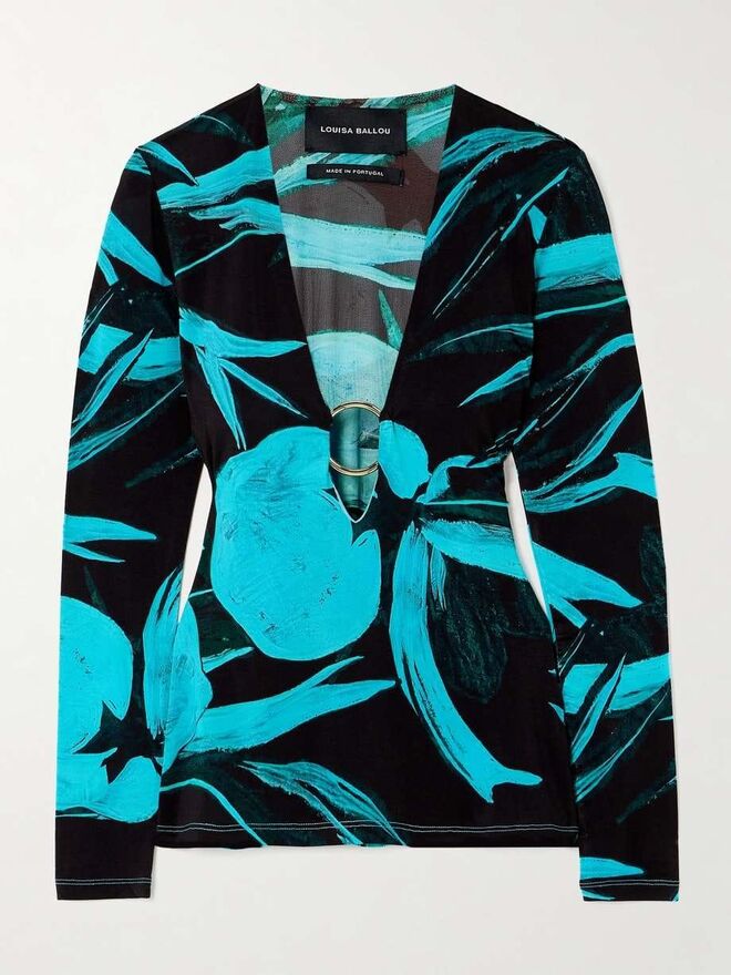 Camisola em malha de seda, €350, Louisa Ballou em Netaporter.com.