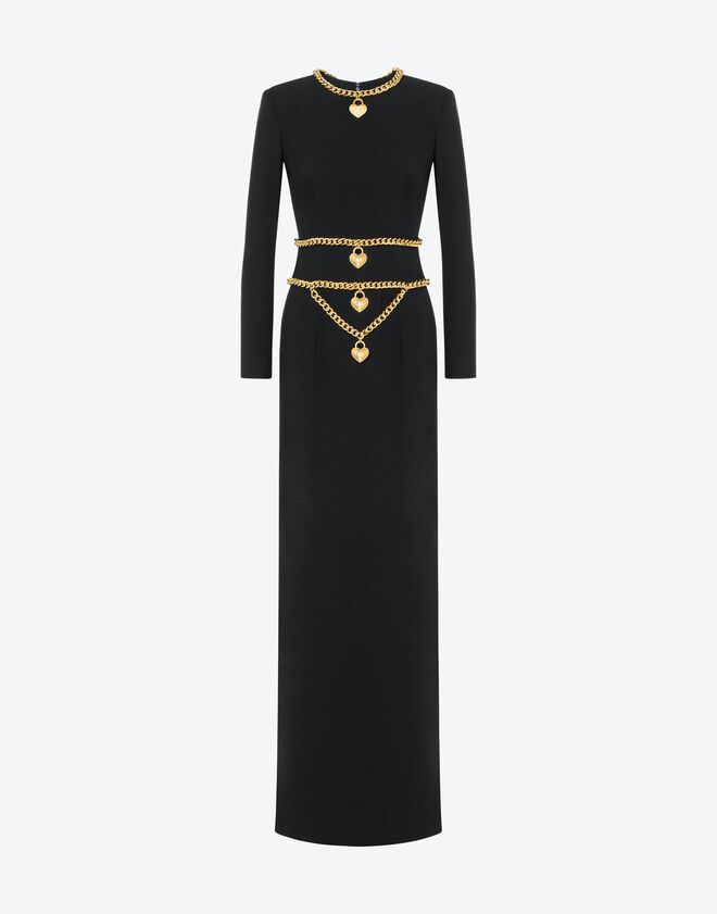 Vestido em cetim com metal, €1.950, Moschino.