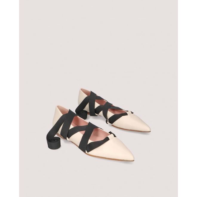 Sabrinas Ella, €229, Pretty Ballerinas.