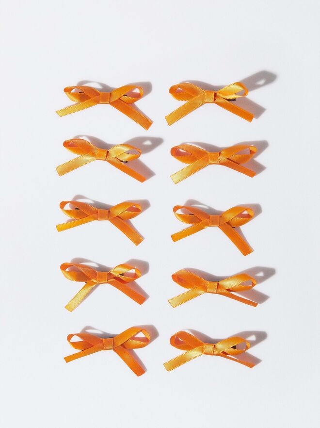 Pinça de Cabelo com Laço, €8,99, Parfois.