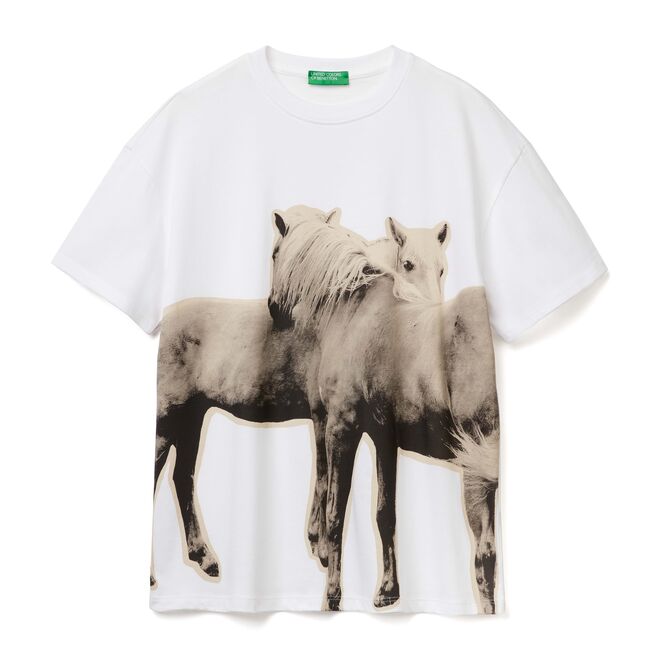 T-shirt em algodão, €29,95, Benetton.