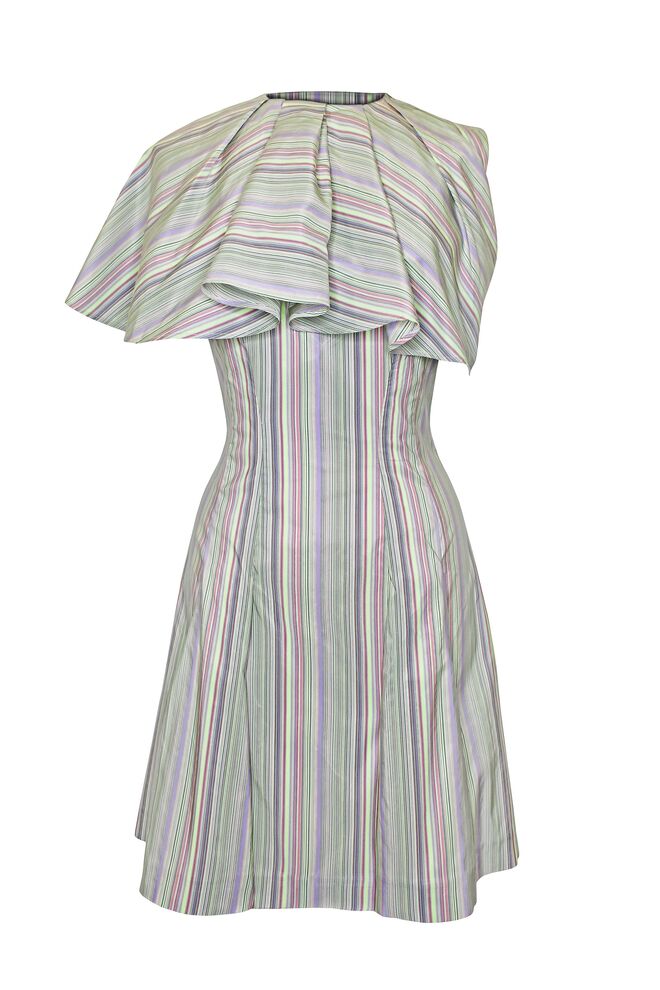 Vestido em algodão,€465, Luis Carvalho.