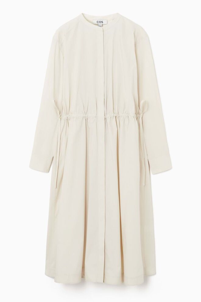 Vestido em algodão, €99, Cos.