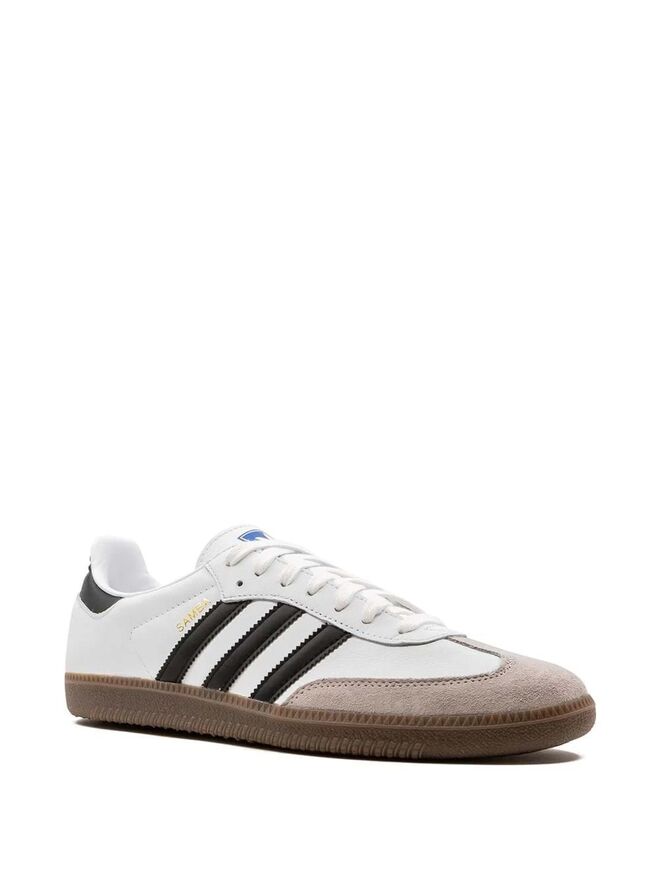 Adidas Samba OG, €120, Adidas.
