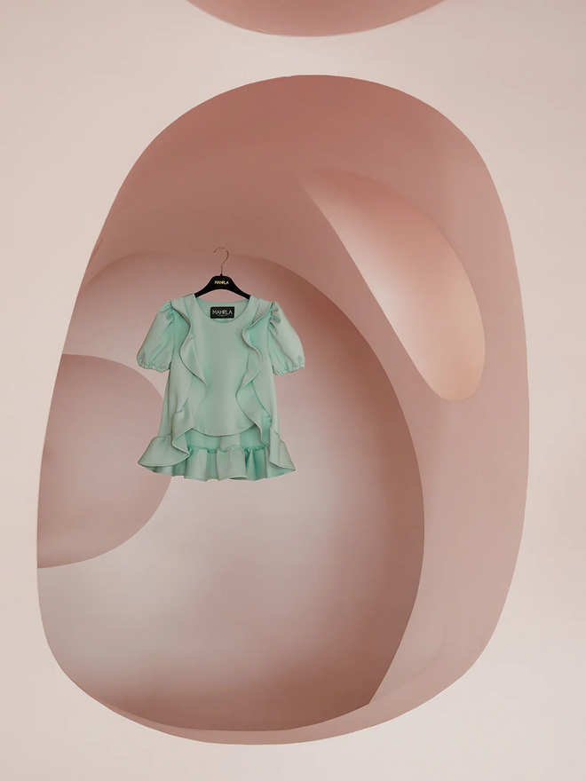 Top Cosmic Mint, €94, Mahrla.