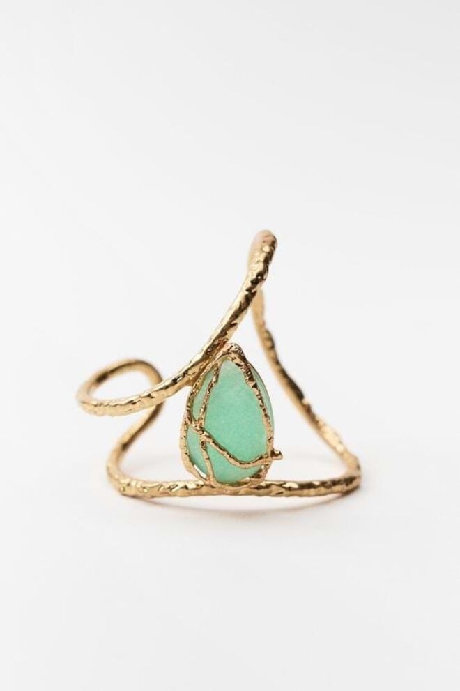 Pulseira, €17,95, Zara.