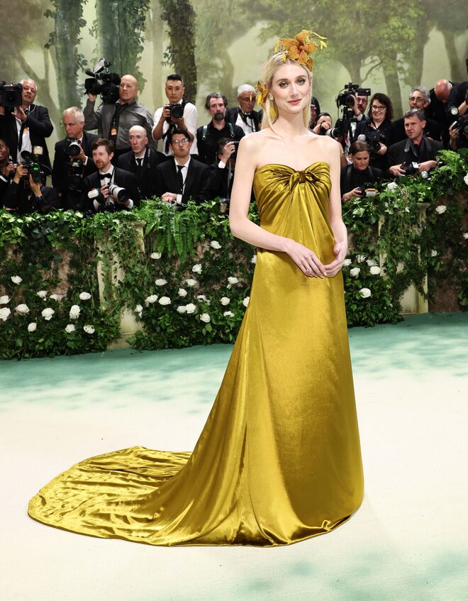  Elizabeth Debicki em Dior