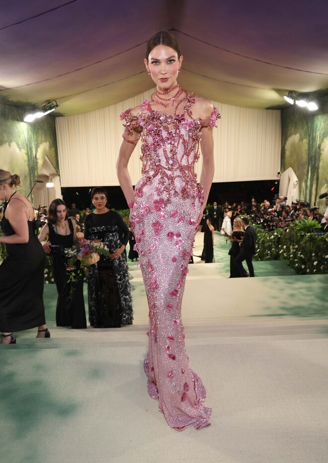 Karlie Kloss em Swarovski.