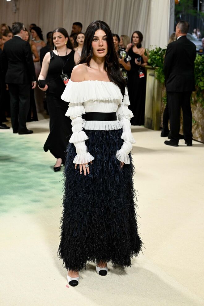 Camila Morrone em Chanel.