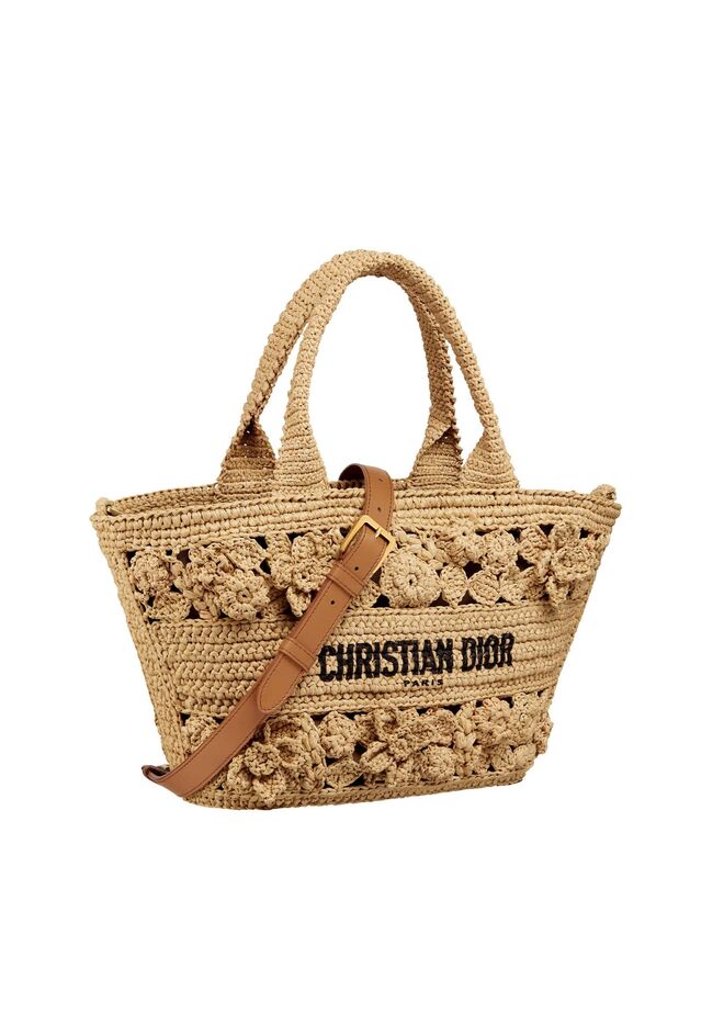 Cesta Hat Basket, €5500, Dior.