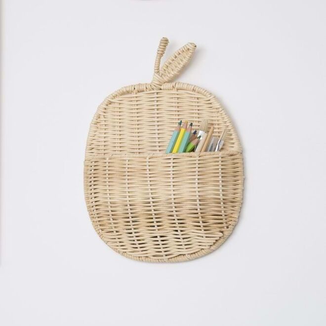 Cesta Mela, €24, Banak.