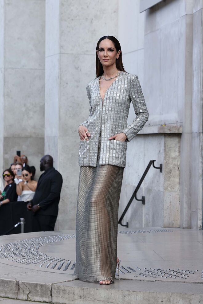 Eugenia Silva no desfile da Georgio Armani.