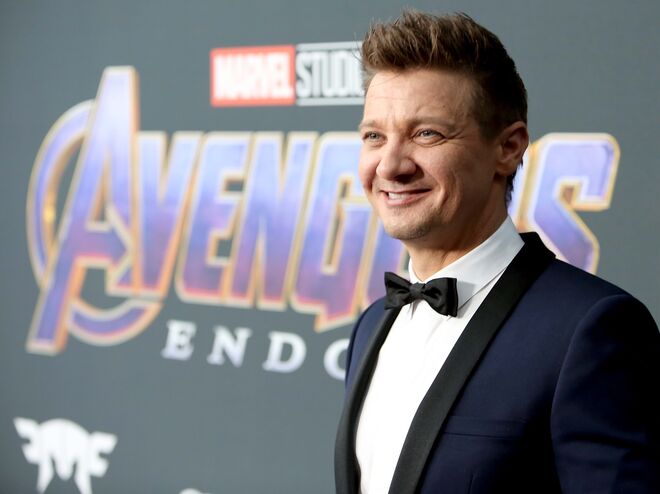 Jeremy Renner | O ator da famosa saga de super heróis Avengers, da Marvel, é um investidor imobiliário que já comprou dezenas de casas no Sul da Califórnia para restaurar e voltar a pôr no mercado – "flipping houses", como se diz do outro do Atlântico.