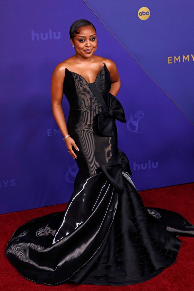 Quinta Brunson em George Chakra.