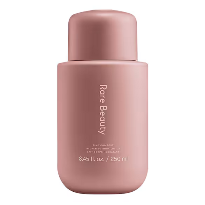Rare Beauty: Find Comfort Hydrating Body Lotion, 250 ml, €35,99.