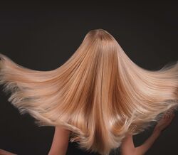 Cabelo seco e sem vida? Descubra o segredo para um brilho duradouro!