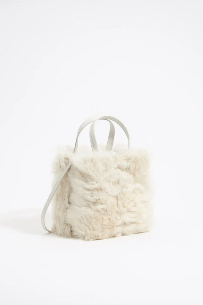 Carteira, €450, Bimba Y Lola.