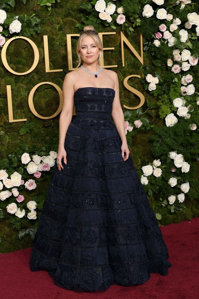 Kate Hudson em Carolina Herrera.